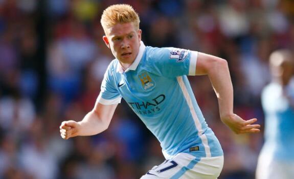 足球国足归化球员表现稳健，获媒体点赞