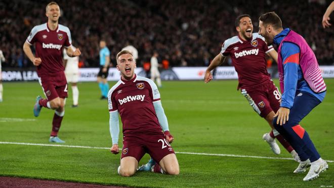 离谱的手感！库明加10投1中贡献4分7篮板3助攻