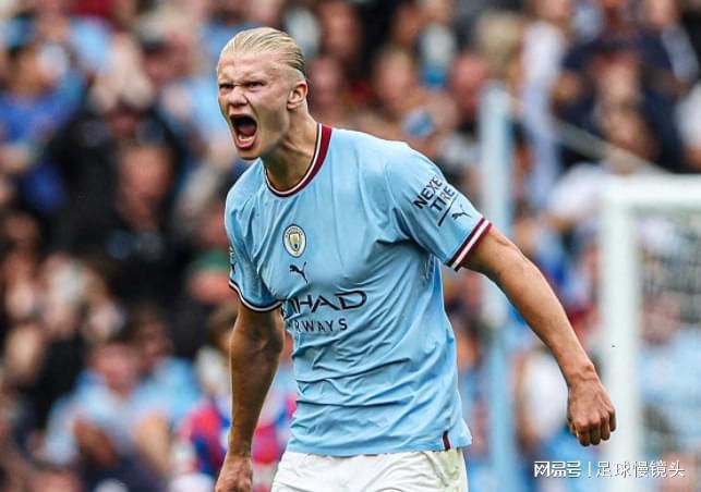 领取巴萨队史最受喜爱球员奖，梅西：巴塞罗那是我的家